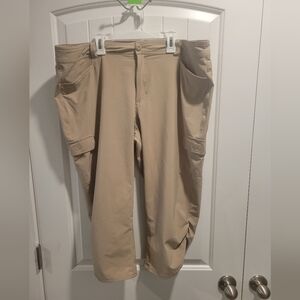 Eddie Bauer khaki capri pants, size 18